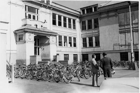 Woodmere Grade School